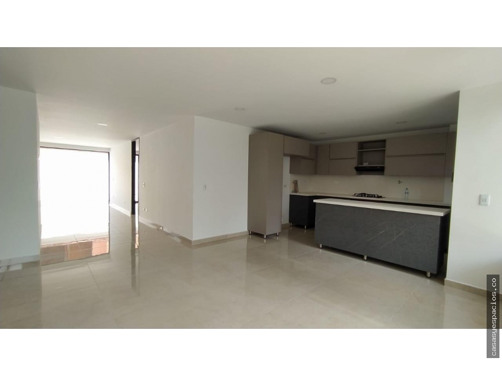Apartamento de 180 m² con terraza en La Castellana — foto 2