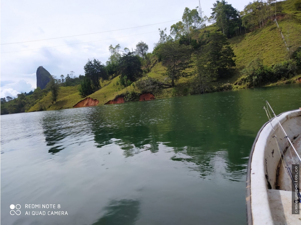 Lote frente al embalse con vista a la Piedra del Peñol, Guatapé — foto 8