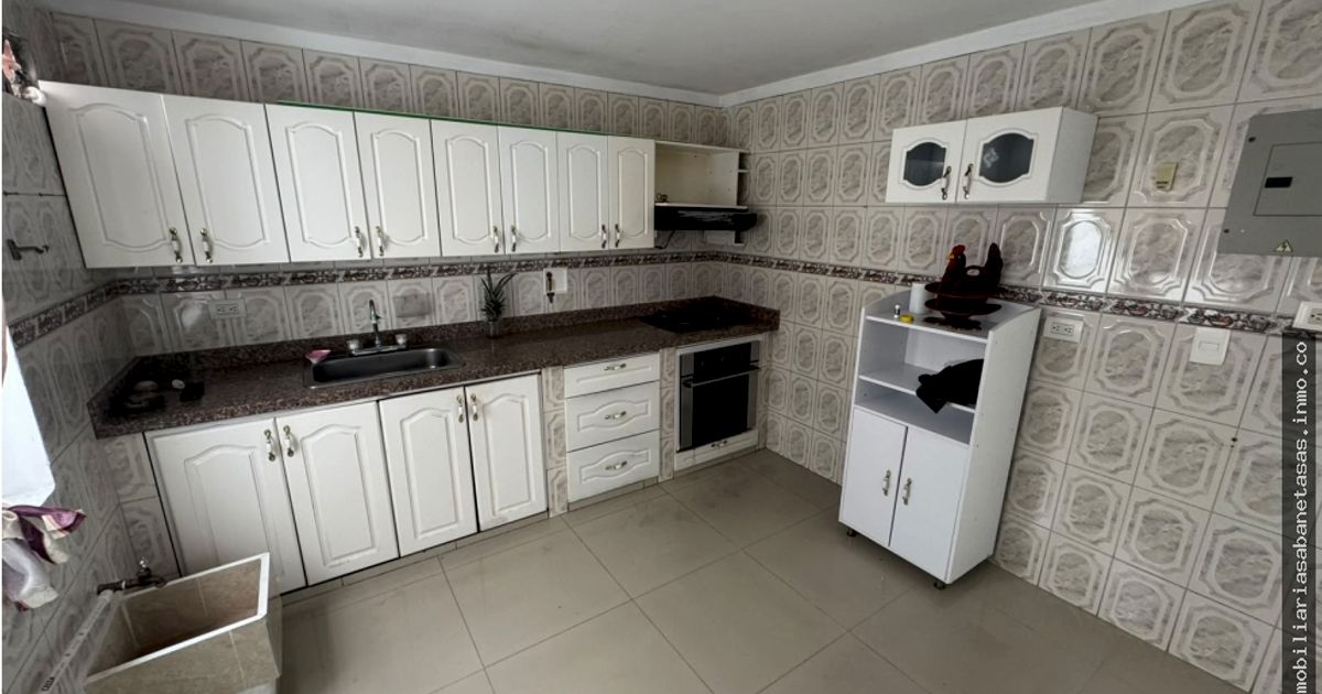 Apartamento en Arriendo - Belén Rosales, Medellín