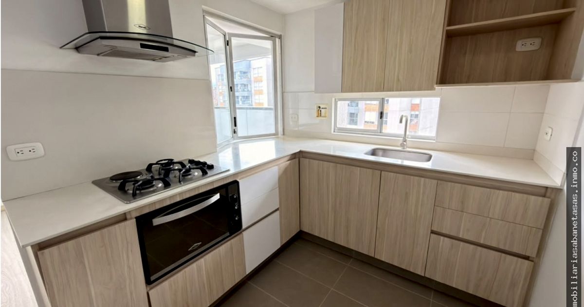Apartamento en Arriendo - Loma de los bernal, Medellín