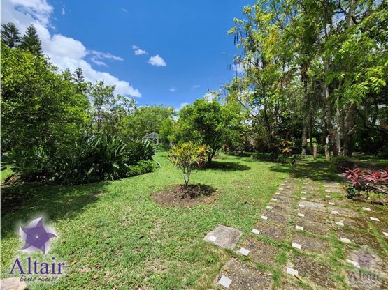 Se Vende Casa estilo Finca en Zona Residencial de Tegucigalpa