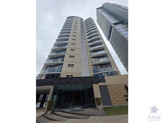 Se Alquila Apartamento en Edificio Vista 1432