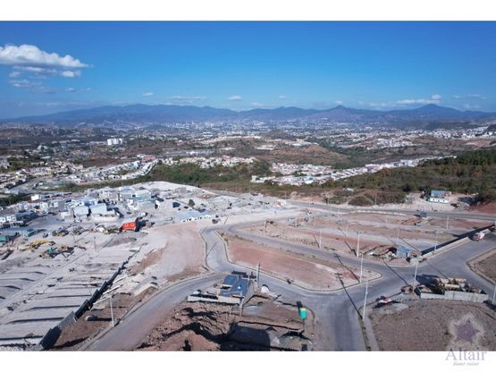 Lote Disponible en Residencial Mirador de Los Hidalgos