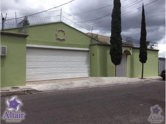 Se Vende Casa en Lomas del Mayab