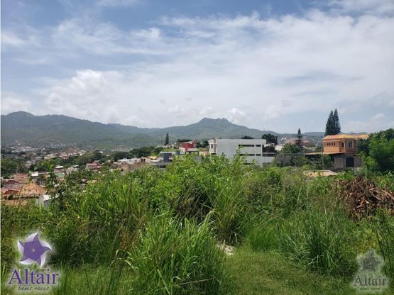 Se Vende Lote Residencial en Villa Universitaria