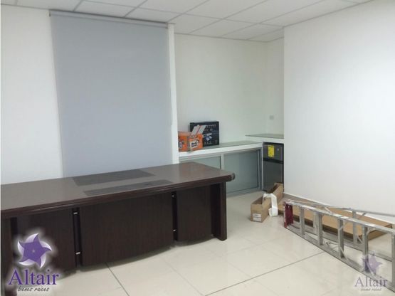 Se Alquilan 2 oficinas en Metropolis