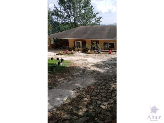 Se Vende Casa Km 2 Carretera a San Juancito, Valle de Angeles