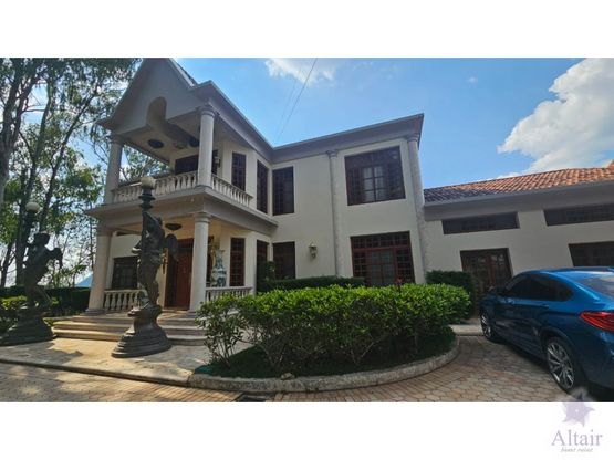 Se Vende Casa de Lujo en Villa Elena, Tegucigalpa