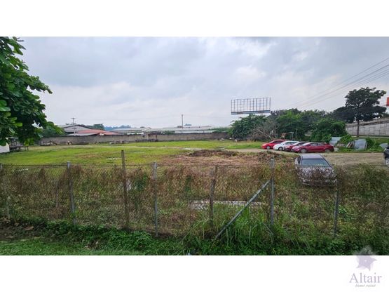 Se Vende Lote Industrial a Orilla del Blvd del Este, San Pedro Sula