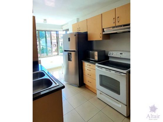 Se Alquila Apartamento en Lomas del Guijarro