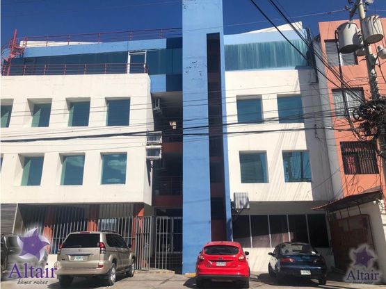 Se Renta Locales para Oficina en Edificio Suyapa