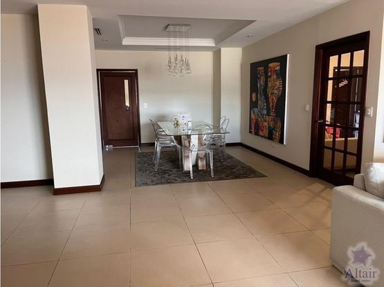 Se Vende o se Alquila Apartamento en Las Marias