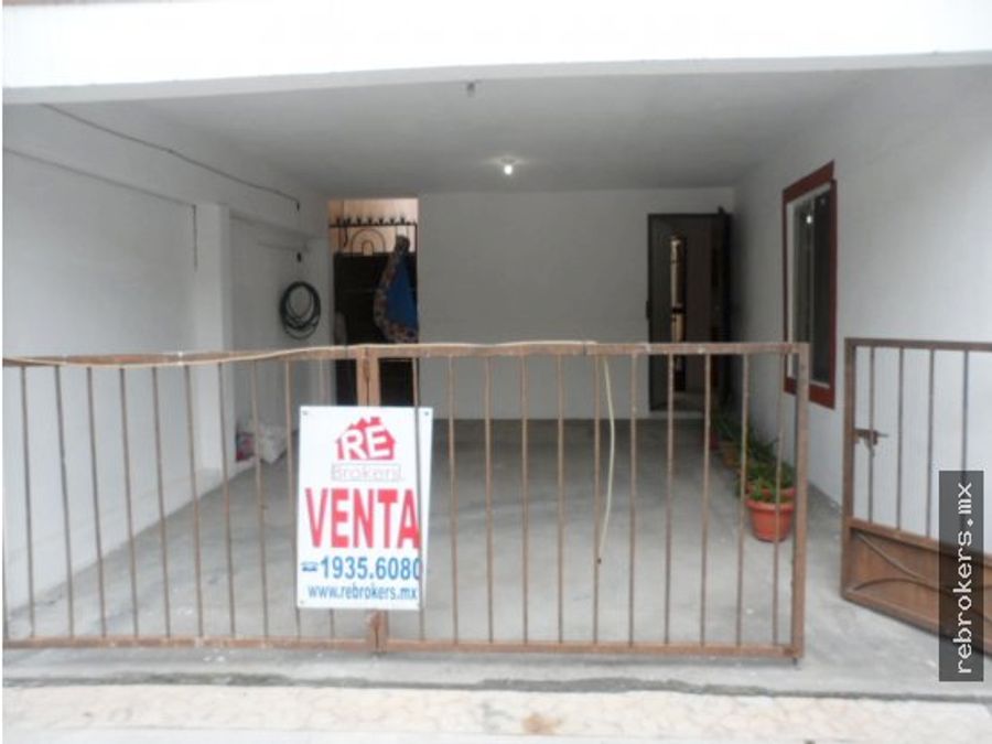 Casa en Venta Mitras Poniente - $850,000 MXN