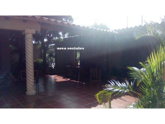 CASA EN LOS ROBLES CALLE DON LUIS