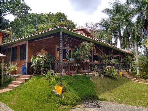 se vende casa campestre cerritos