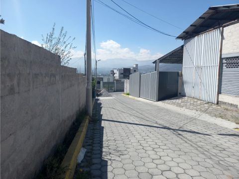 vendo terreno en san juan de cumbaya sector urbanizacion la catolica