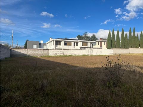 vende terreno en tumbaco en el sector iiacril