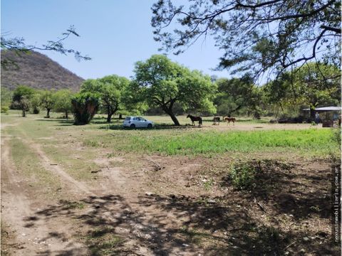 lote 13030 m2 con quincho las ensenadas unquillo