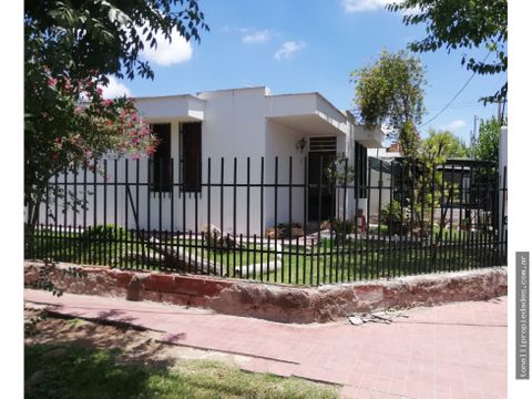 vendo casa de 3 dorm en bo santa ana guaymallen