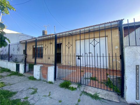 latorre prop vende casa con parque y garage