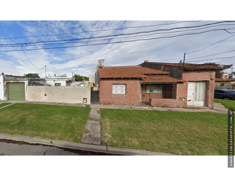 latorre prop vende tres casas en block villa primera