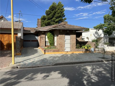 regio chalet en barrio torre tanque