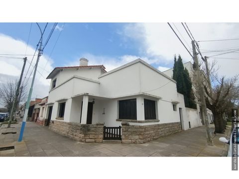 casa 3 ambientes jardin impecable pompeya
