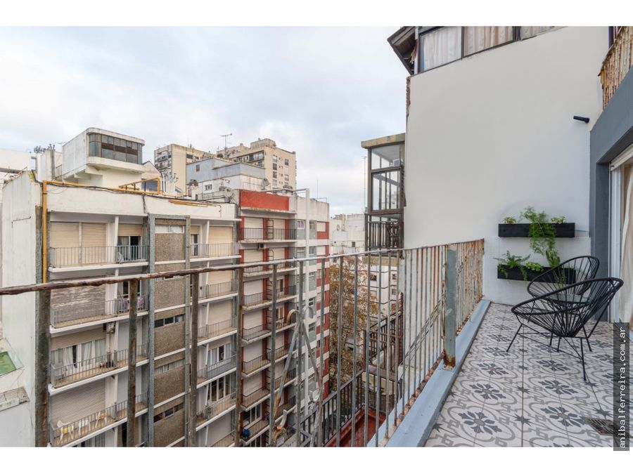 3 ambientes a la calle con balcon terraza y espacio de cochera