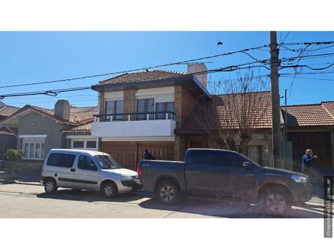 chalet a la venta 4 dorm zona chauvin