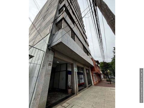 oficina sobre calle rivadavia casi san martin