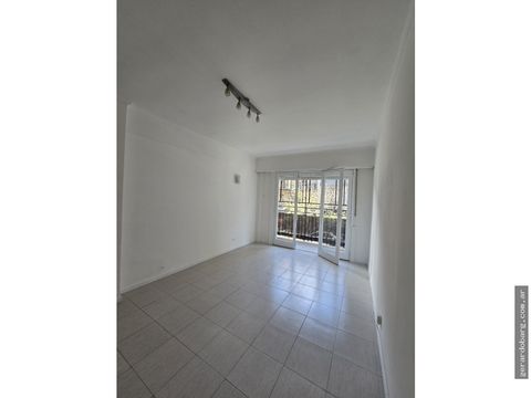 venta dpto 1 ambiente a la calle con balcon