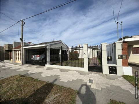 casa en venta en barrio media luna de rio tercero