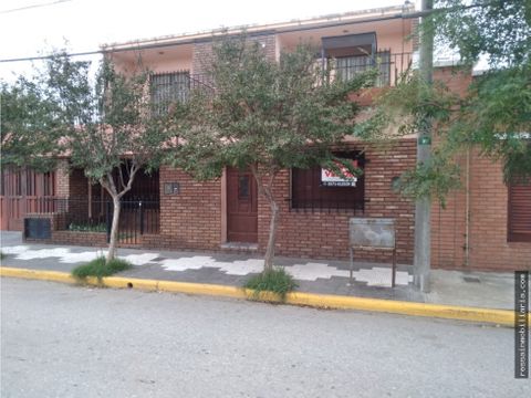 casa y departamentos en barrio escuela de rio tercero