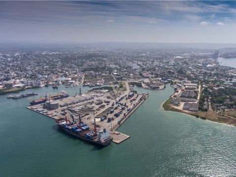 plataforma logistica en el bosque sector manzanillo