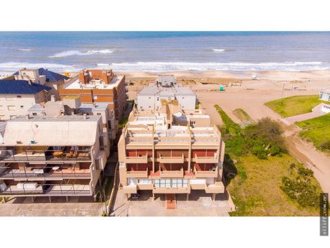 2 ambientes a la vuelta de la playa sobre burriquetas