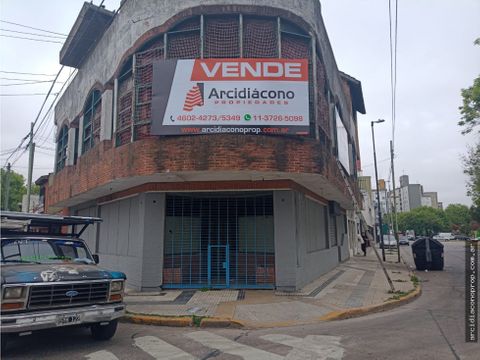 venta local comercial de dos plantas pola 3300 y dellepiane