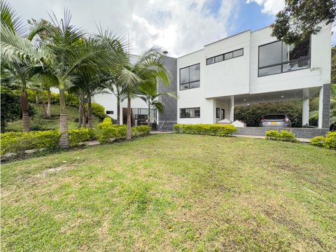 casa campestre en guarne unidad cerrada