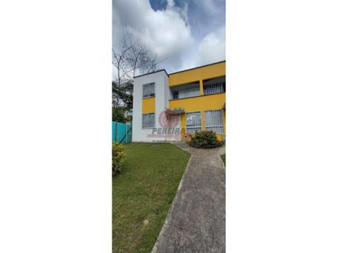 se vende hermosa casa duplex en palmar del otun