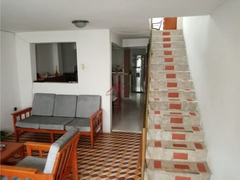 se vende excelente casa duplex en santa rosa de cabal