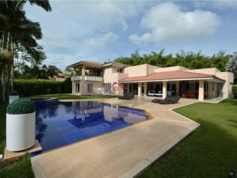 se vende espectacular casa campestre