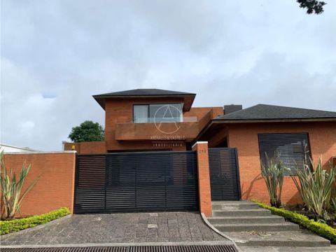 linda casa en venta en santa rosalia