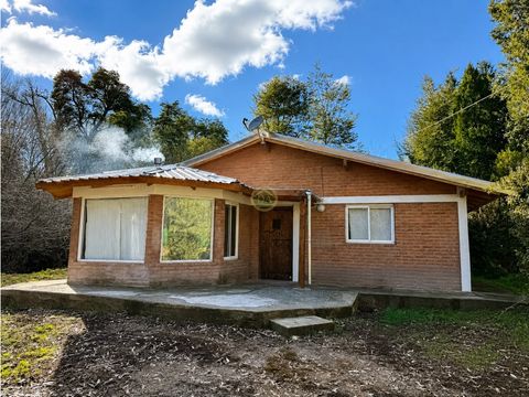casa de 3 dormitorios con lote de 2400 m2 en lago puelo ca 361