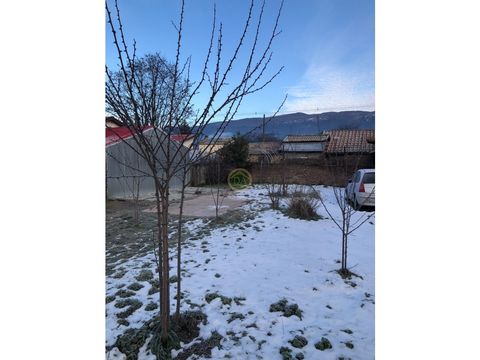 en venta lote de 320 m2 sobre av sarmiento el bolson lo 297
