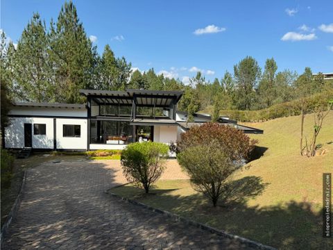 se vende casa campestre en el retiro antioquia