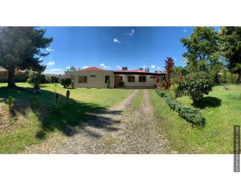 se arrienda casa finca en rionegro