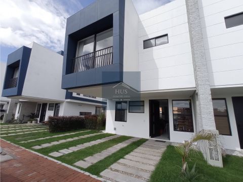 casa en venta en cota condominio la esperanza