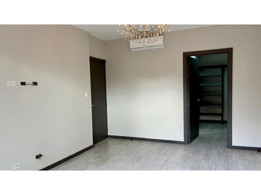 Venta ó Alquiler Apartamento en Acanto Condominio COD SU 1421 — photo 12 of 20