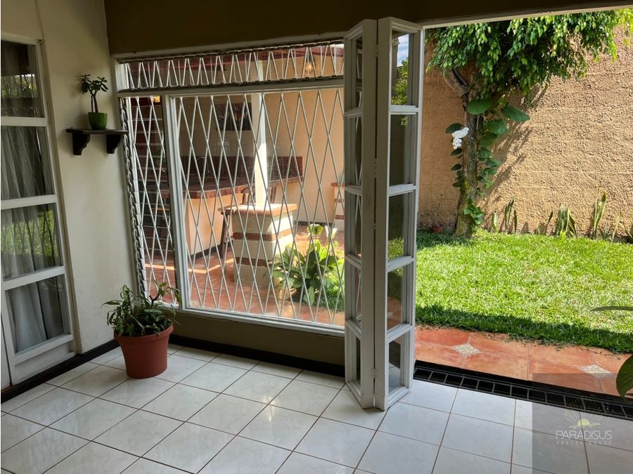 ALQUILA - CASA AMOBLADA & EQUIPADA - BARRIO CRISTAL - LA URUCA — photo 18 of 19