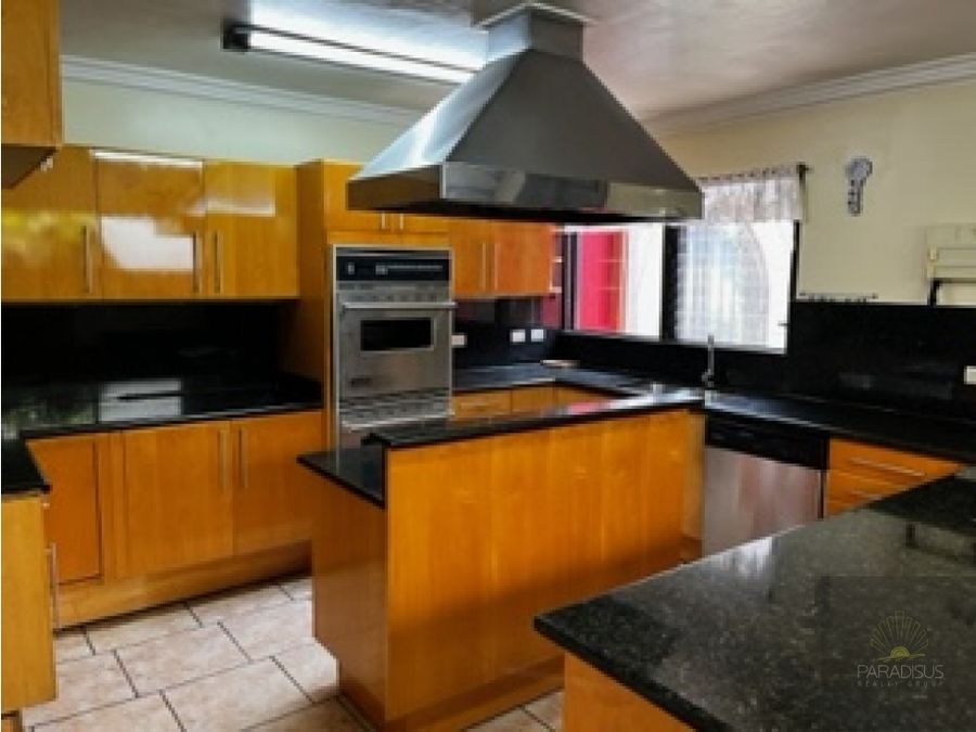 Alquiler de Amplia casa en Rohrmoser Cod RA 1124 — photo 20 of 21