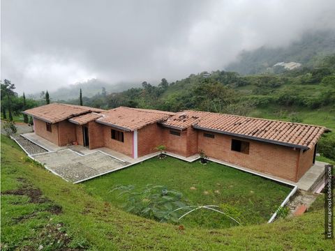 vendo casa campestre en fredonia antioquia